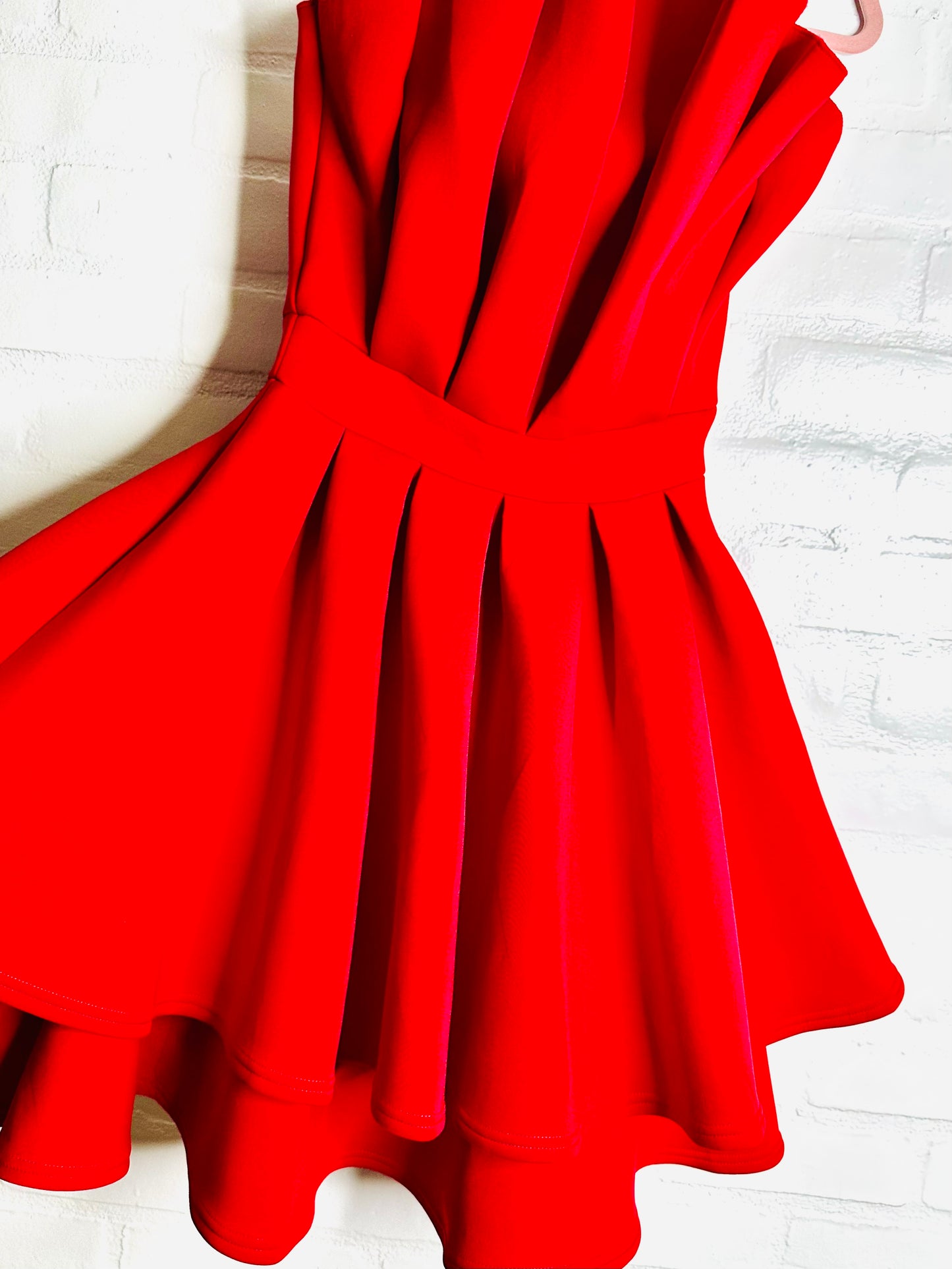 AMANDA WOMEN’S PLEATED OFF SHOULDER RED DRESS