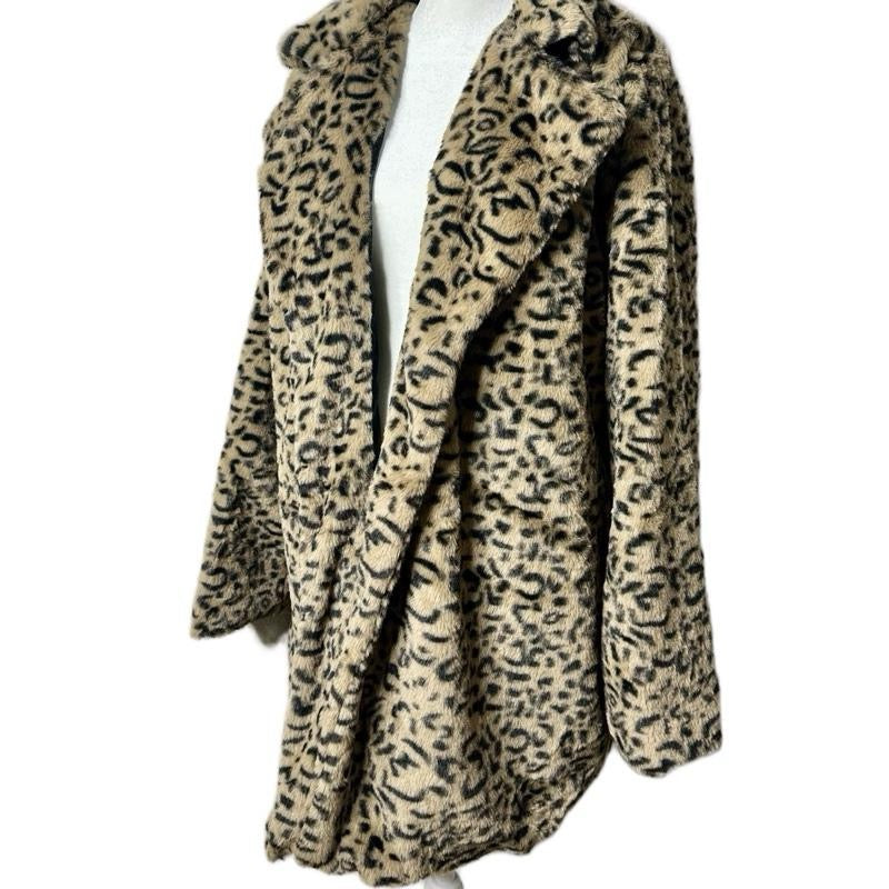 CATHLEEN WOMEN’S LEOPARD PRINT COAT
