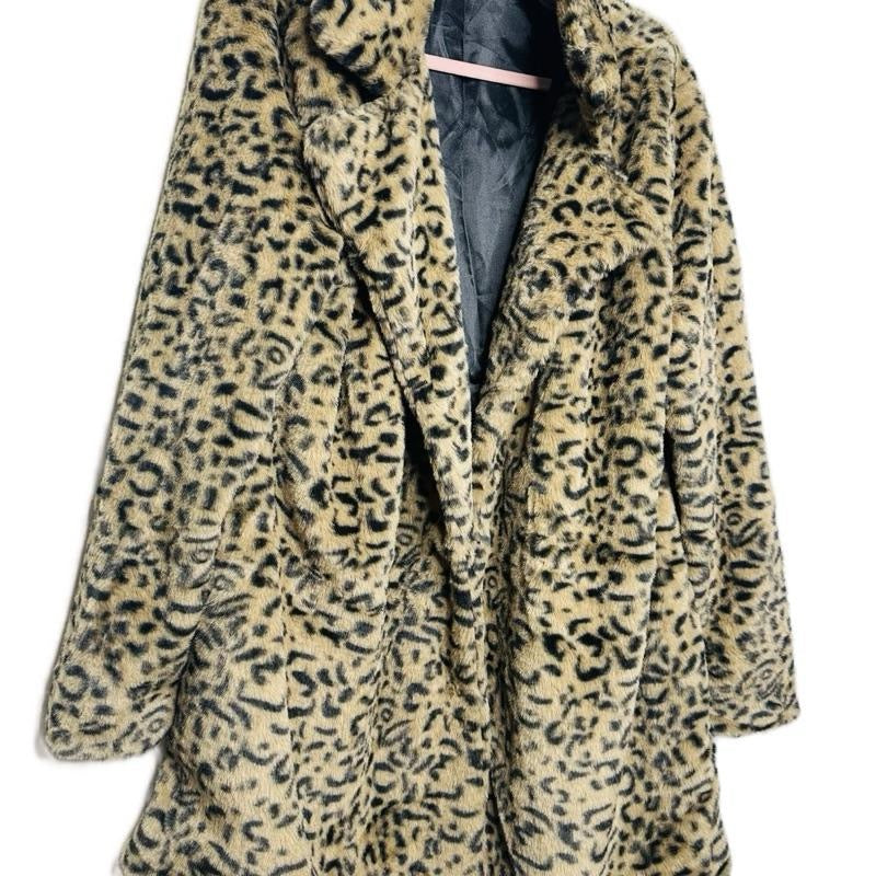 CATHLEEN WOMEN’S LEOPARD PRINT COAT